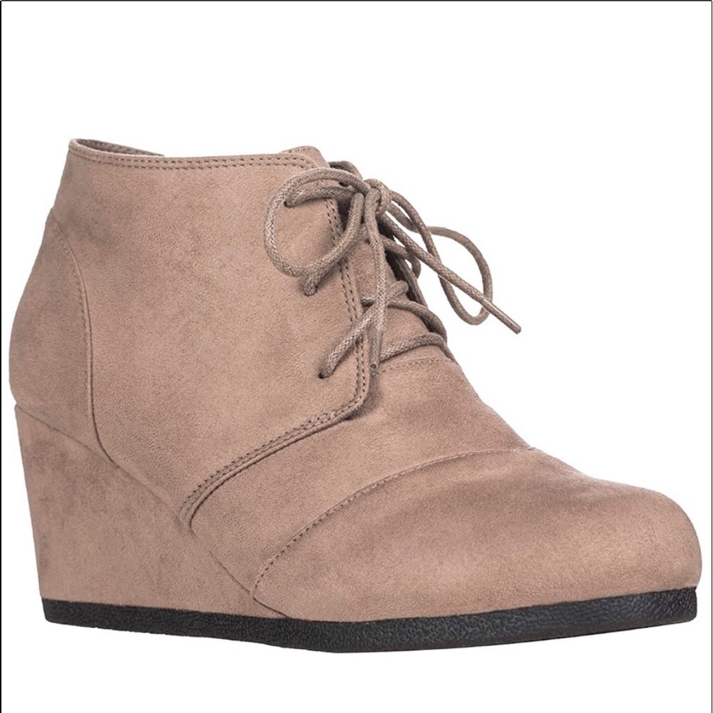 NWOT MicroSuede Wedge Booties